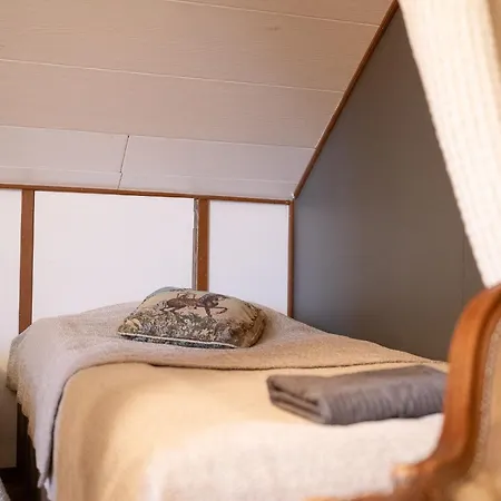 Ainola Arctic Hillside Apartman Rovaniemi